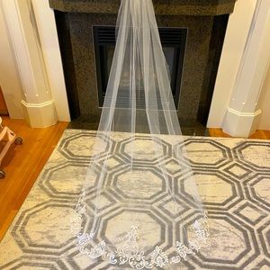 Cathedral veil